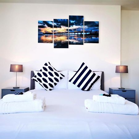 Marina Living With Parking, Balcony, Quiet And Secure Apartment Brighton Exterior foto