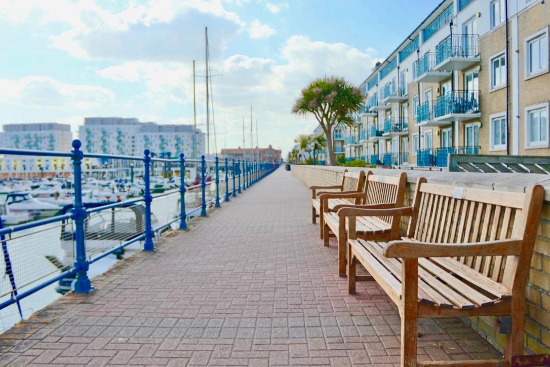 Marina Living With Parking, Balcony, Quiet And Secure Apartment Brighton Exterior foto